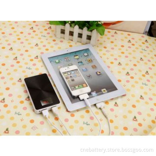 Mult-function Power Bank with 10,000mAh Real Capacity and Private Moulding
